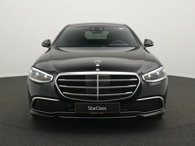 Mercedes-Benz S-Class view 2
