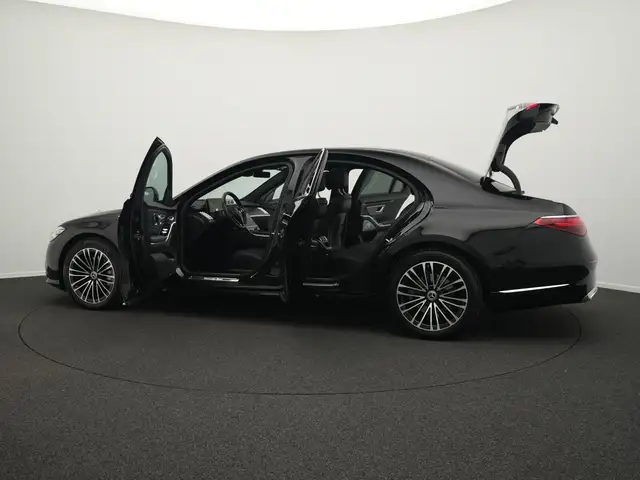 Mercedes-Benz S-Class view 16