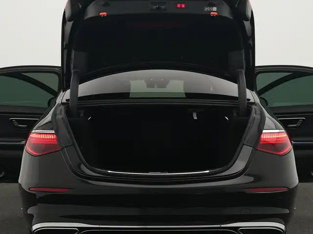 Mercedes-Benz S-Class view 17