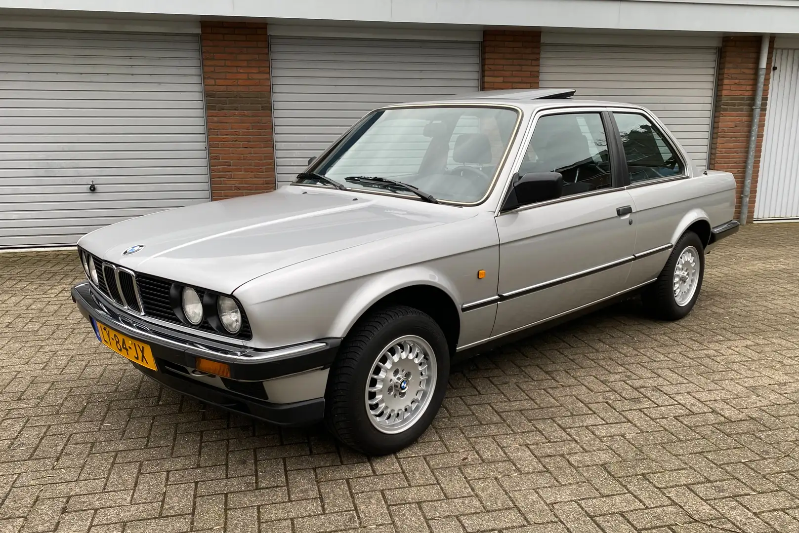 BMW 320 320i 2-deurs Origineel NL Argintiu - 1