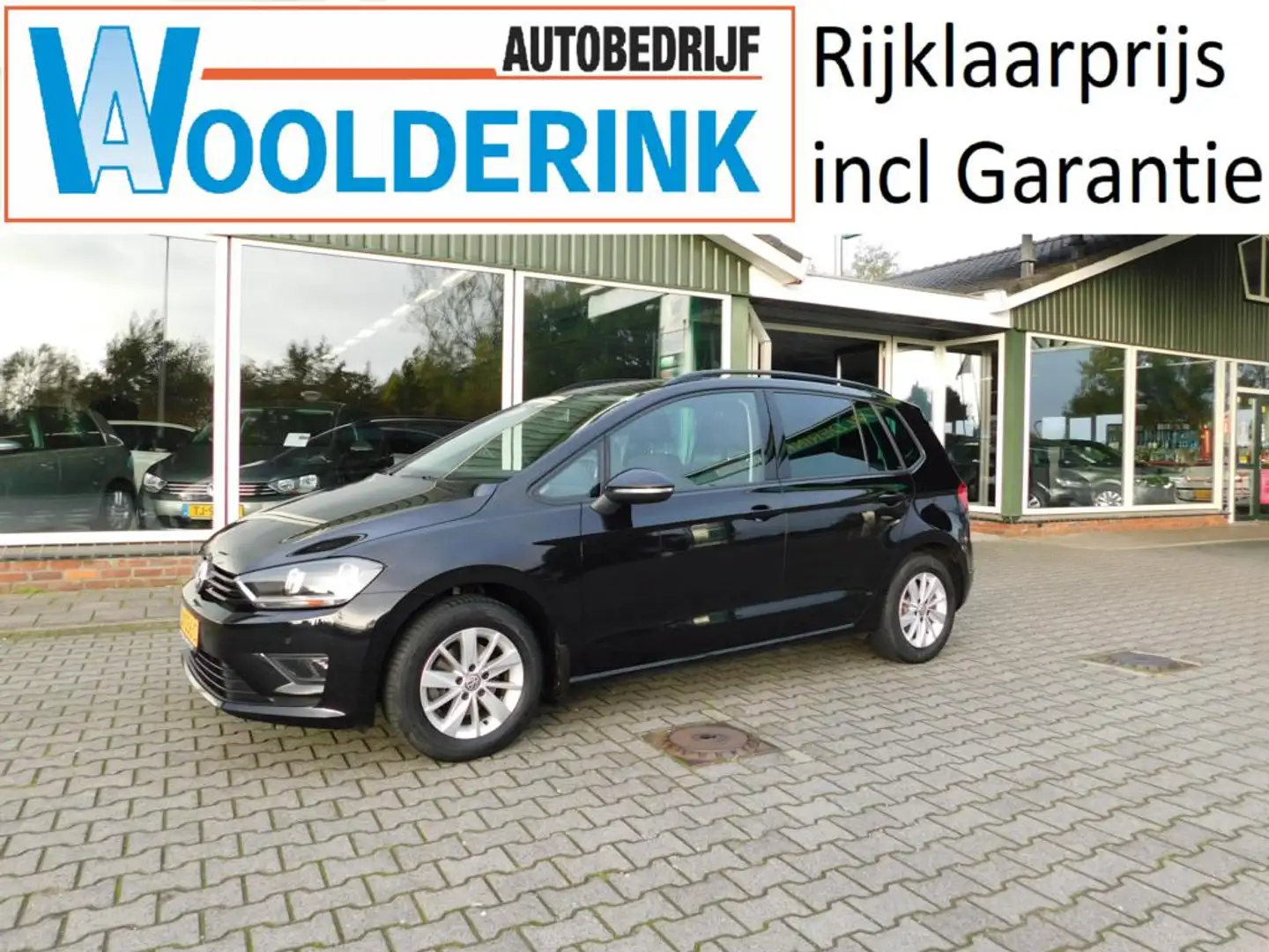 Volkswagen Golf Sportsvan 1.2TSI 110PK! All-in Prijs! Trekhaak! Zwart - 1