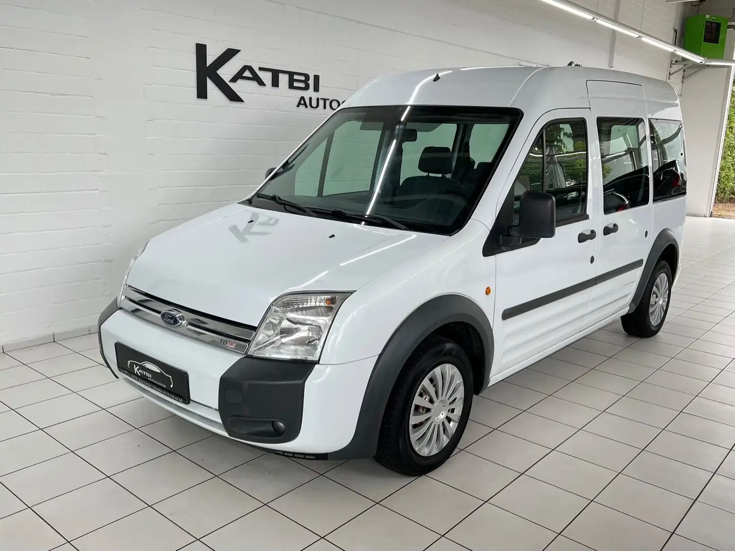 Ford Tourneo Connect LX lang 1,8 TDCi 9 Sitzer HU neu White - 1