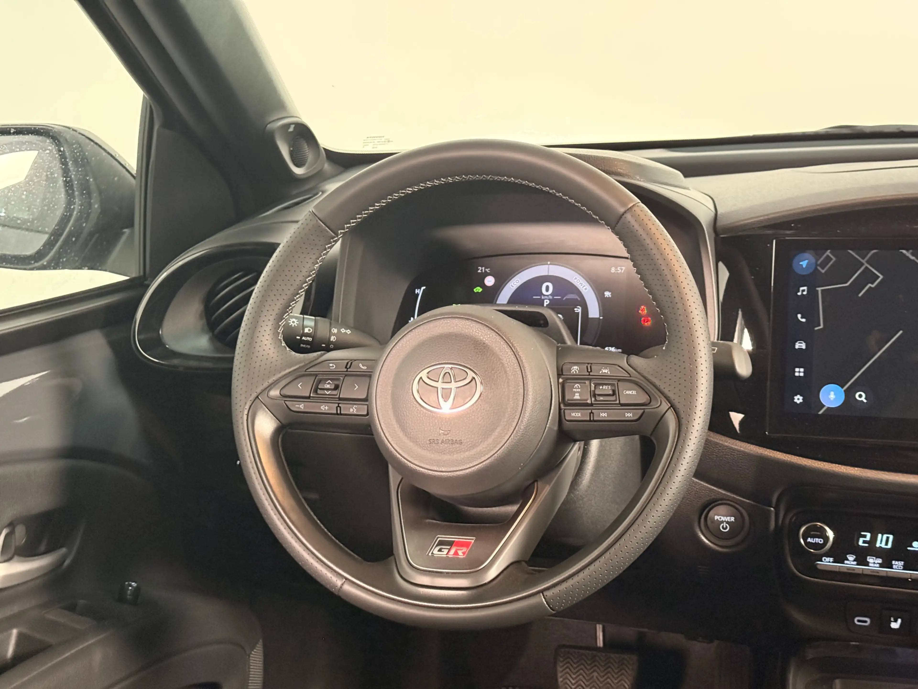 Toyota Aygo X Hybrid 115 GR Sport | Cabriodak | JBL | Stoelverwa — photo 13