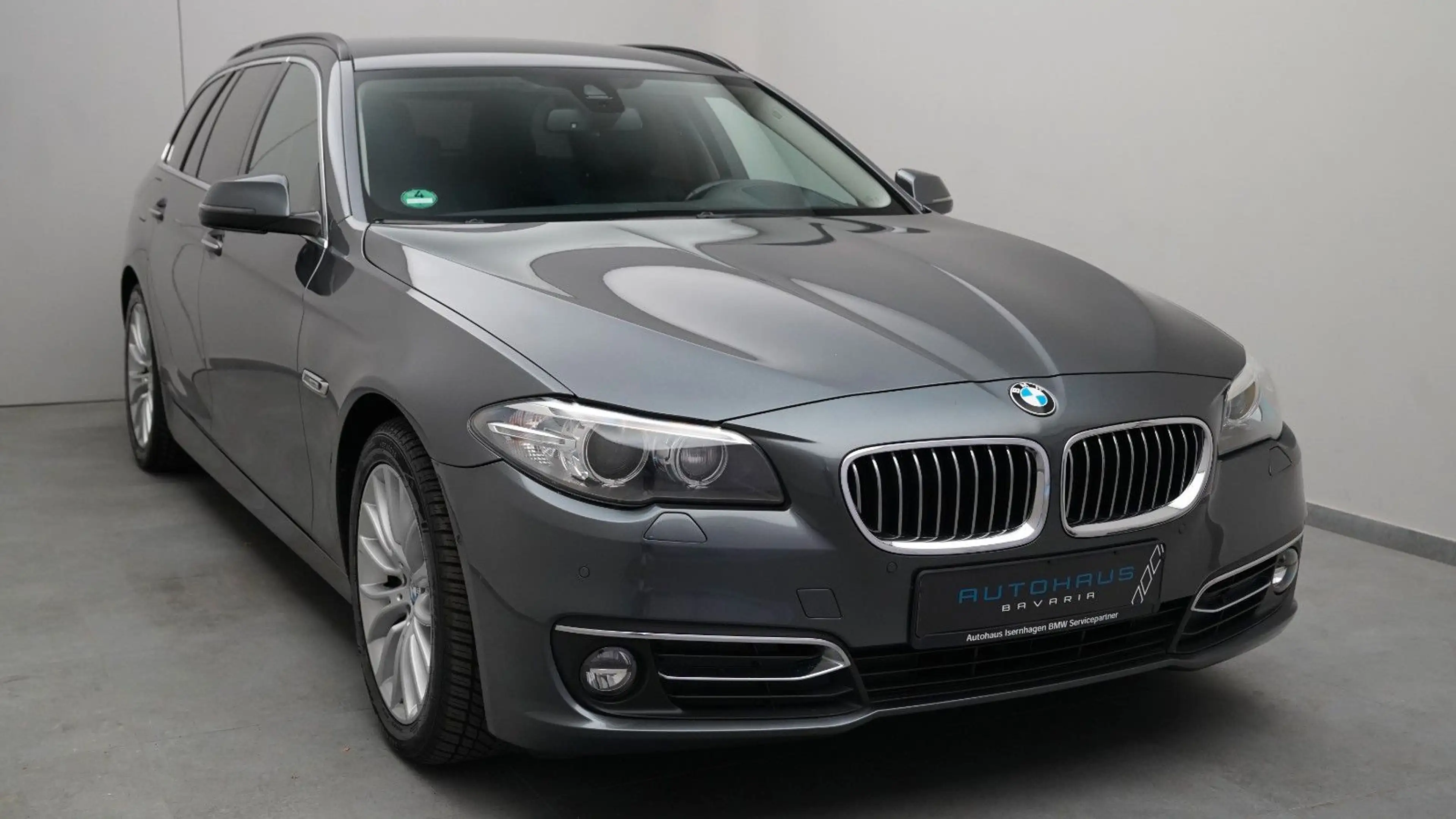 BMW 525 d Touring *KAMERA*HUD*NAVI*STANDHEIZ*LHZ*SHZ* — photo 4