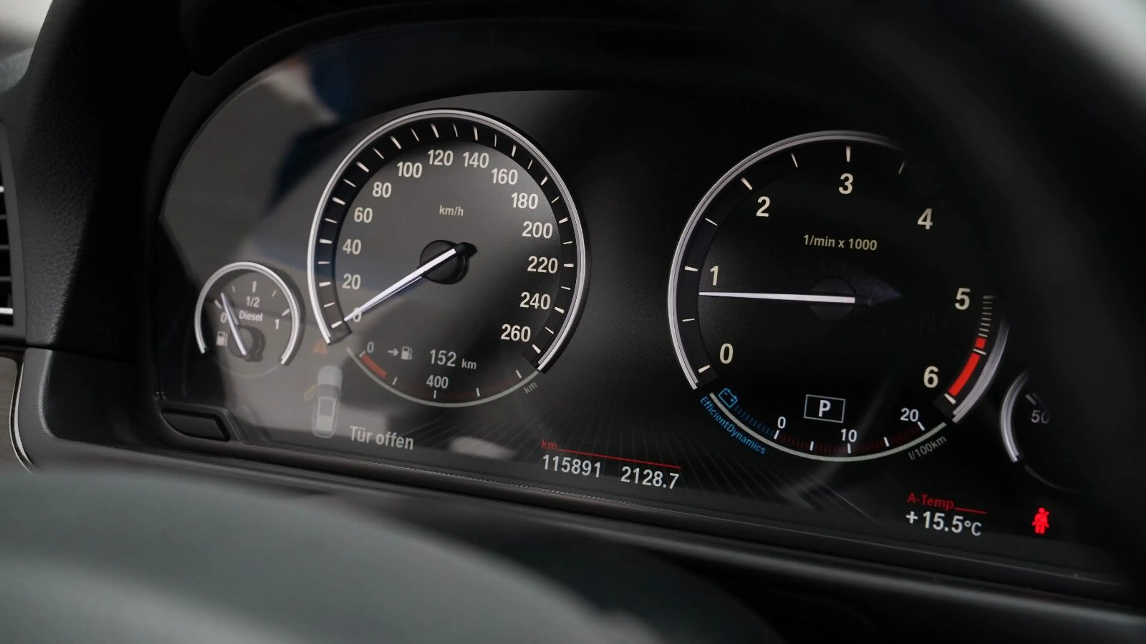 BMW 525 d Touring *KAMERA*HUD*NAVI*STANDHEIZ*LHZ*SHZ* — photo 13