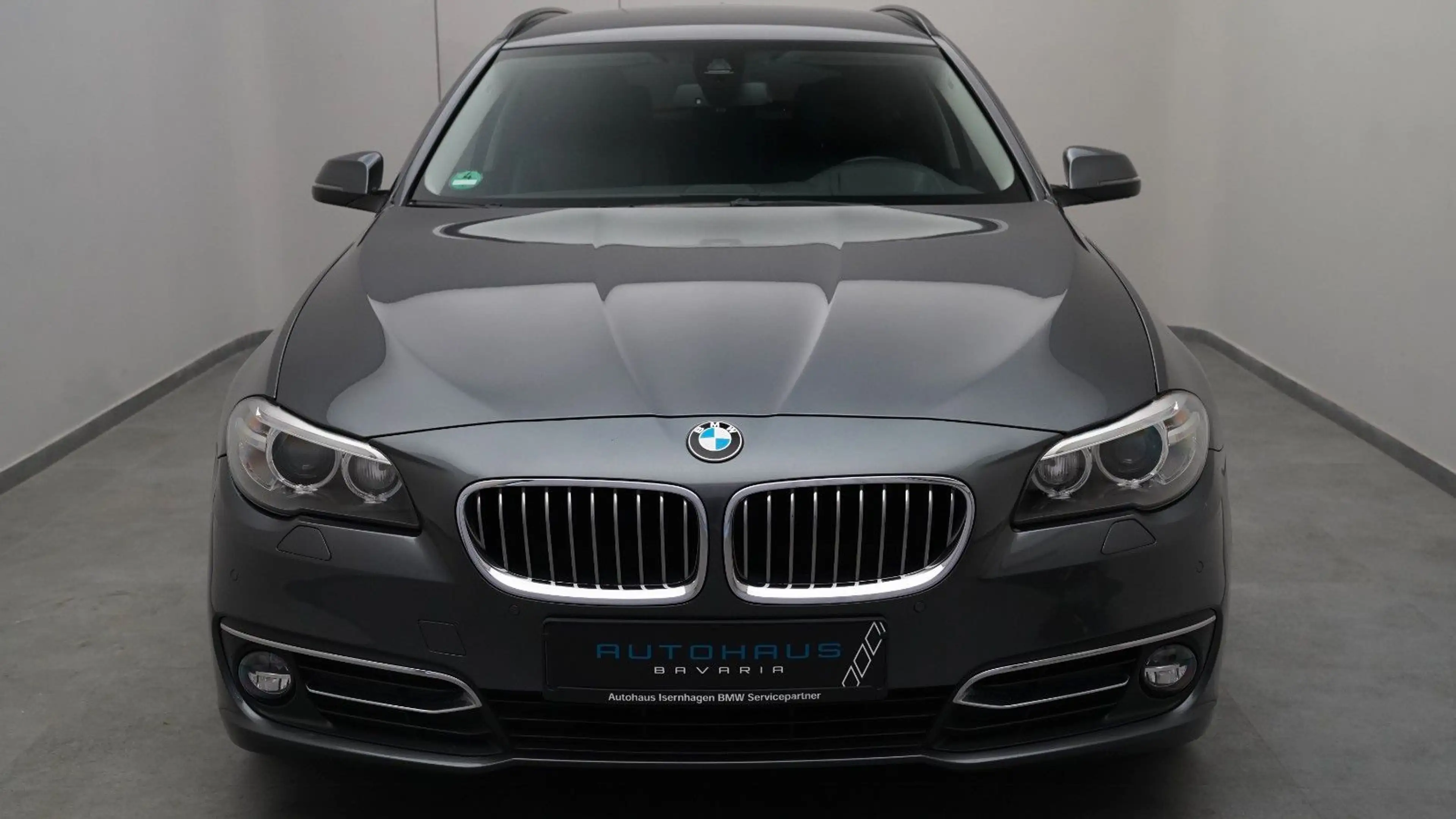 BMW 525 d Touring *KAMERA*HUD*NAVI*STANDHEIZ*LHZ*SHZ* — photo 3