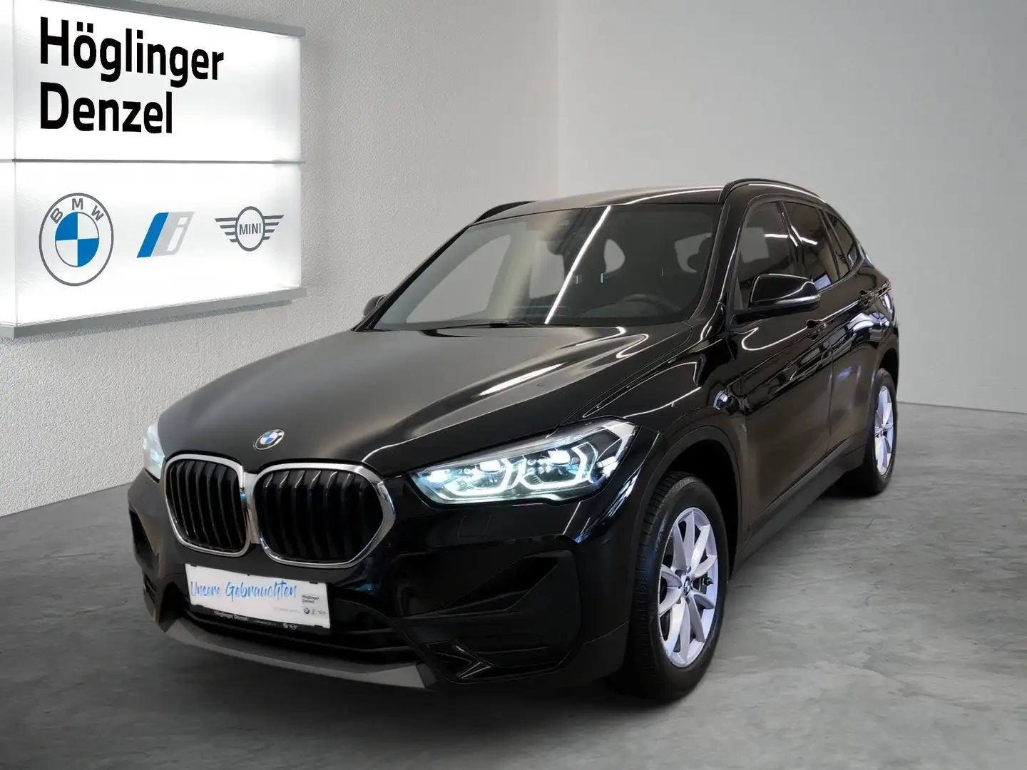 BMW X1 sDrive18d Schwarz - 1