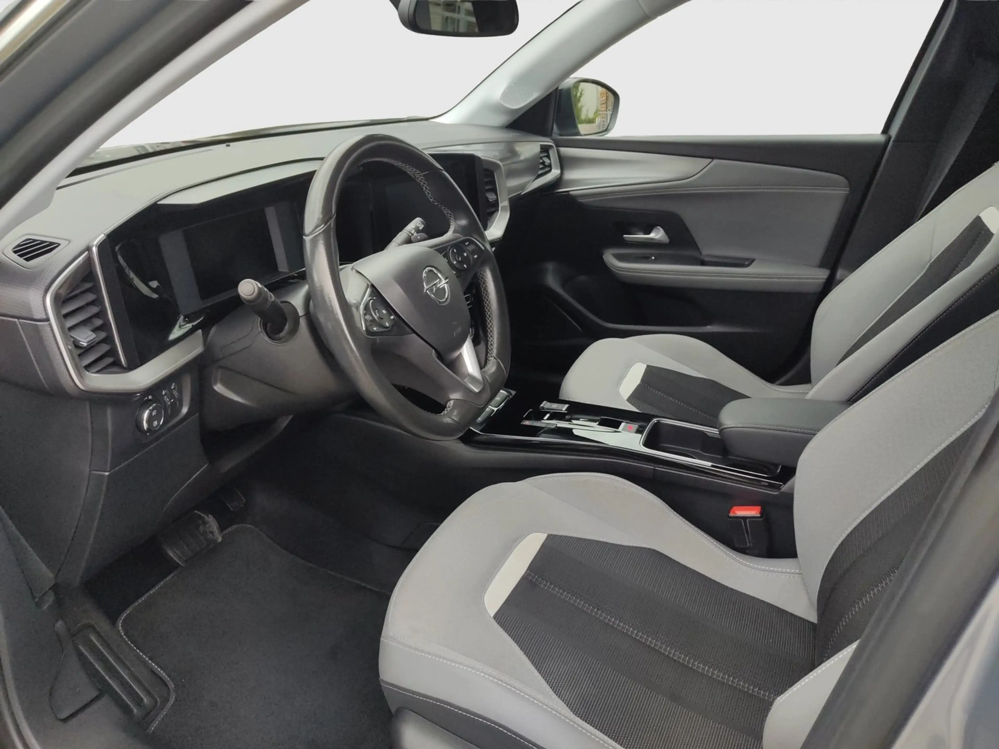 Opel Mokka 1,2 Direct Injection Turbo Eleganc — photo 12