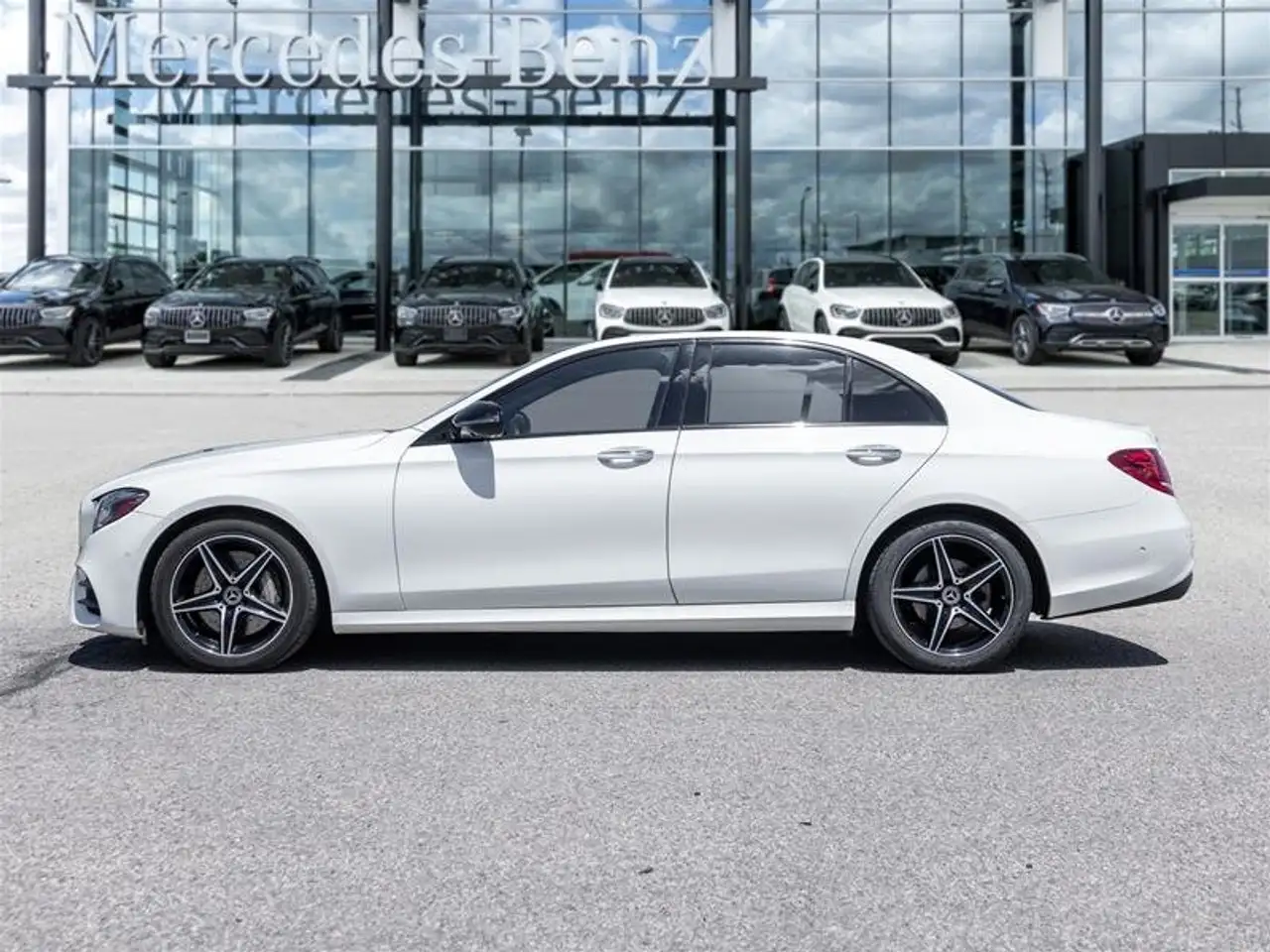 Mercedes-Benz E-Class fotografie Mercedes-Benz E-Class