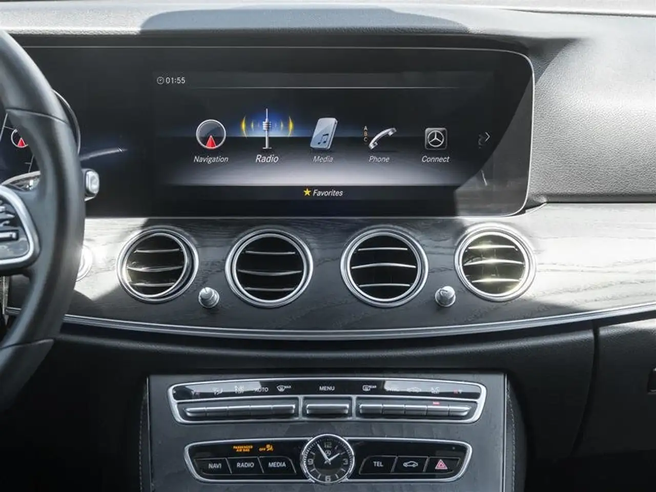 Mercedes-Benz E-Class fotografie Mercedes-Benz E-Class