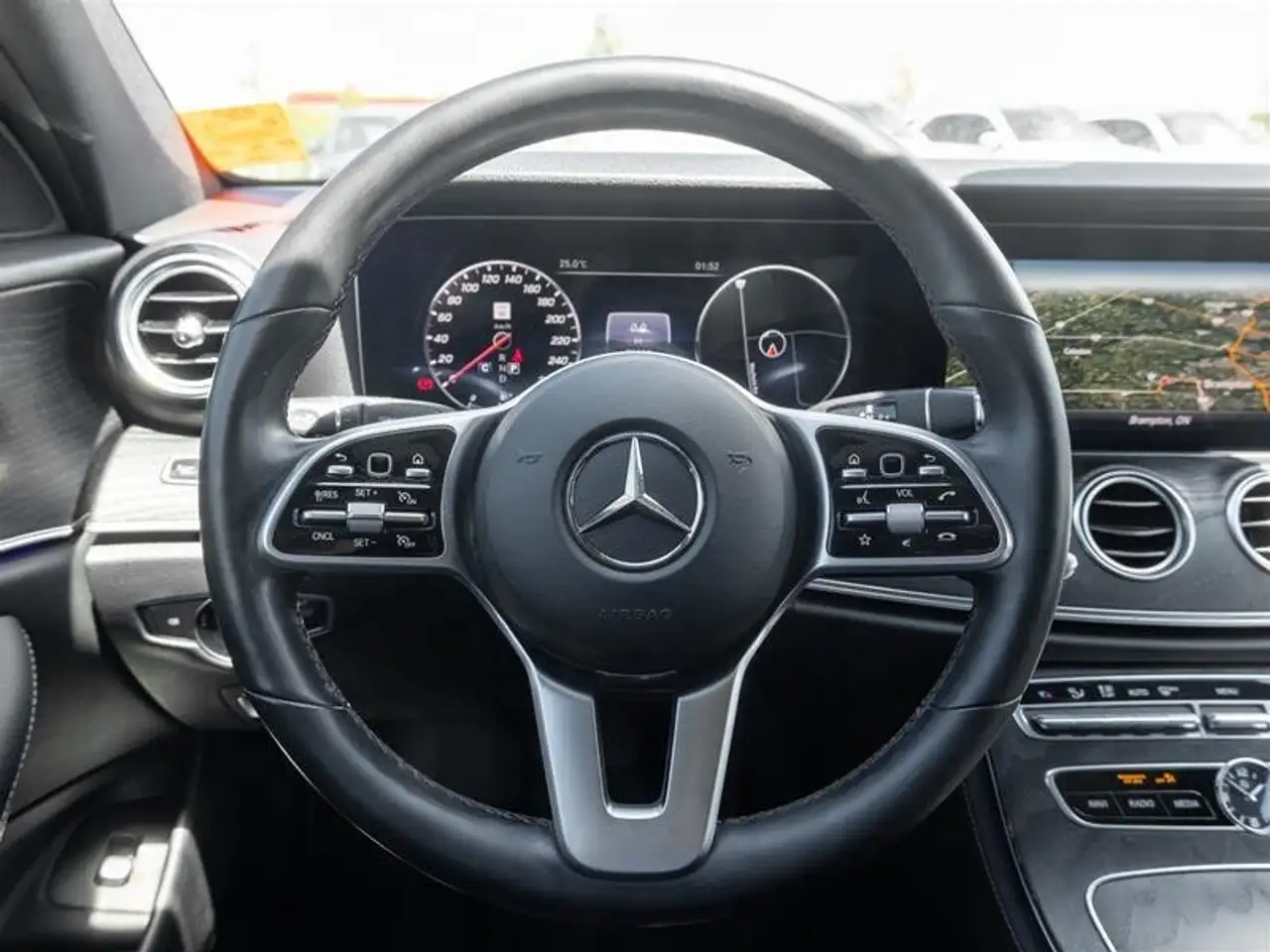 Mercedes-Benz E-Class fotografie Mercedes-Benz E-Class