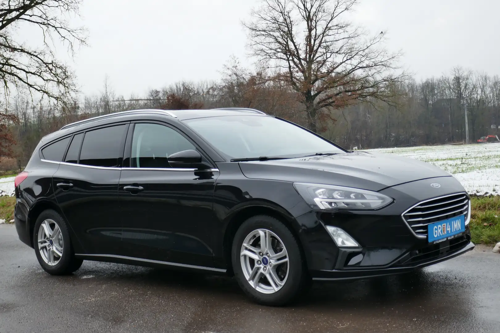 Ford Focus Cool&Connect Schwarz - 2