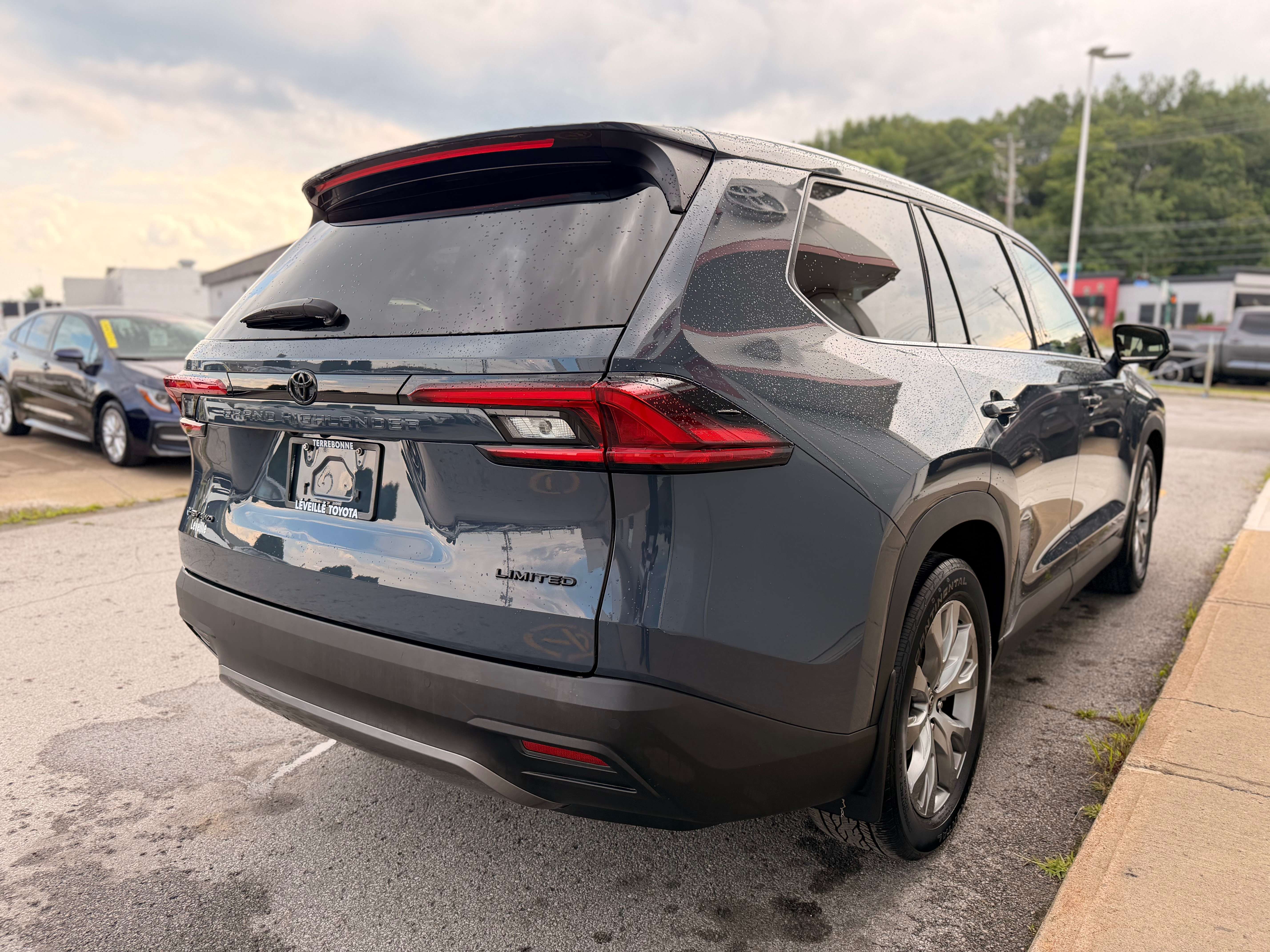 2025 Toyota Grand Highlander Limited — снимка 1
