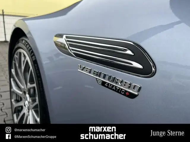 Mercedes-Benz SL view 7