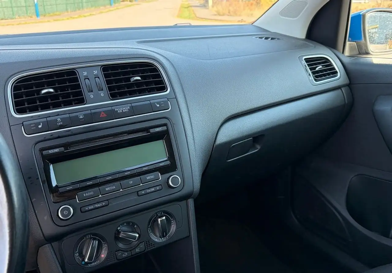 Volkswagen Polo Citadine 5 portes — photo 9