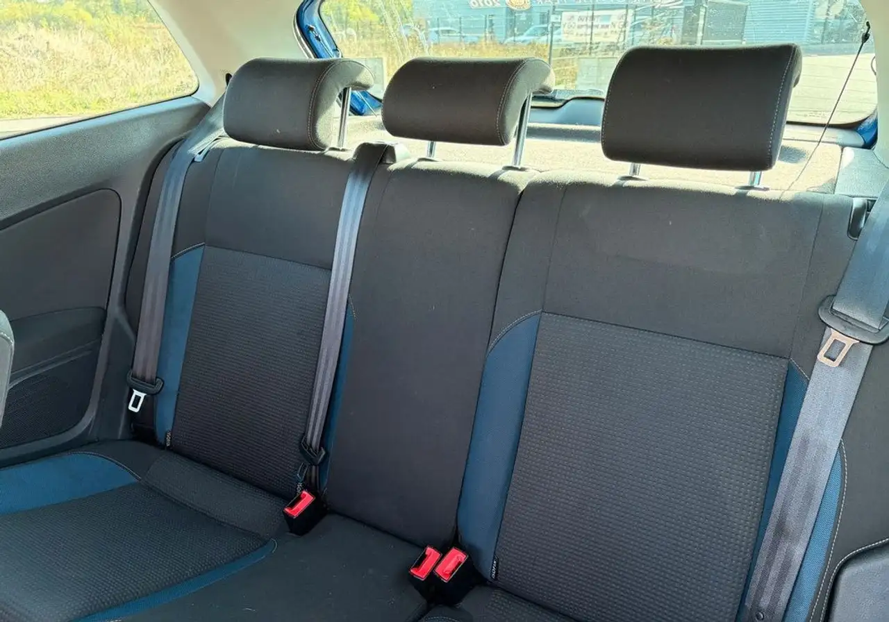 Volkswagen Polo Citadine 5 portes — photo 8