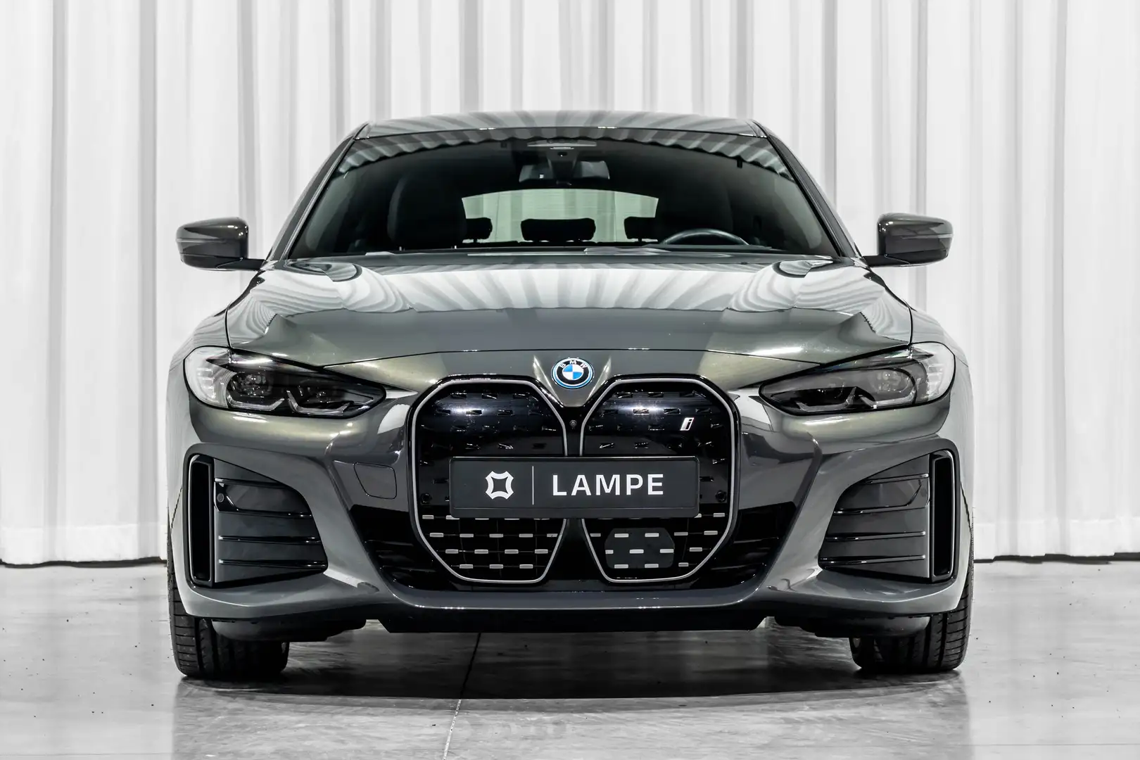 BMW i4 eDrive40 Gran Coupé M Sport Pro Trekhaak HK HUD Grijs - 2