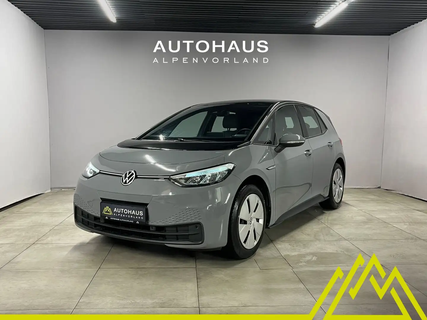Volkswagen ID.3 ID. 3 Pro Perfomance 58kWh Go Performance Silber - 1
