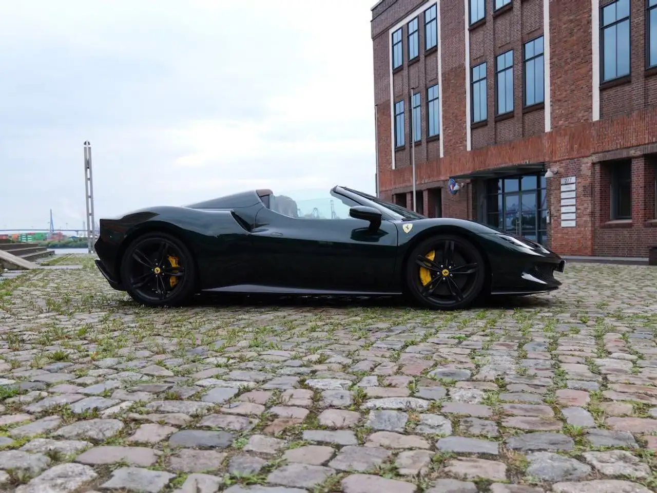 Ferrari 296 GTS – Foto 6