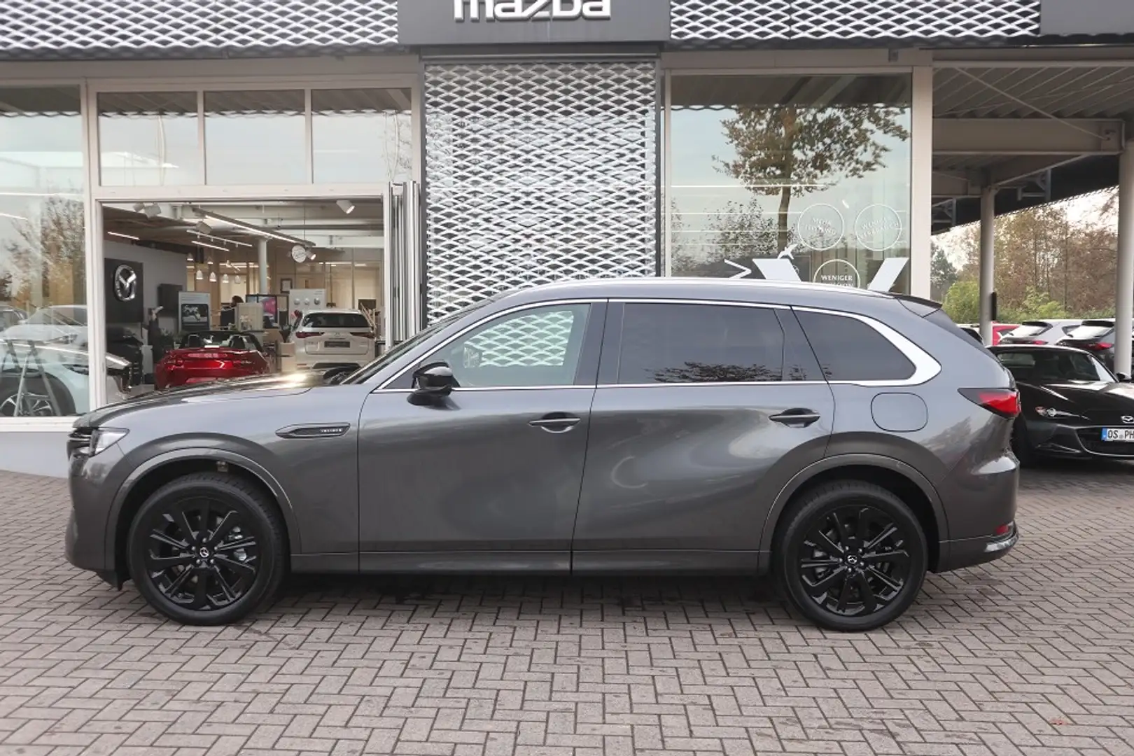 Mazda CX-80 PHEV Homura Plus AWD AT 7-Sitzer LEDER PANO NAVI H Grijs - 2
