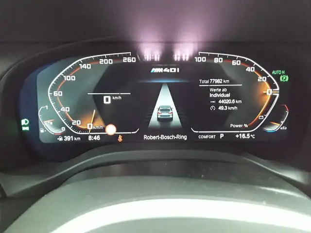 BMW X3 view 11