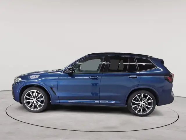 BMW X3 view 6