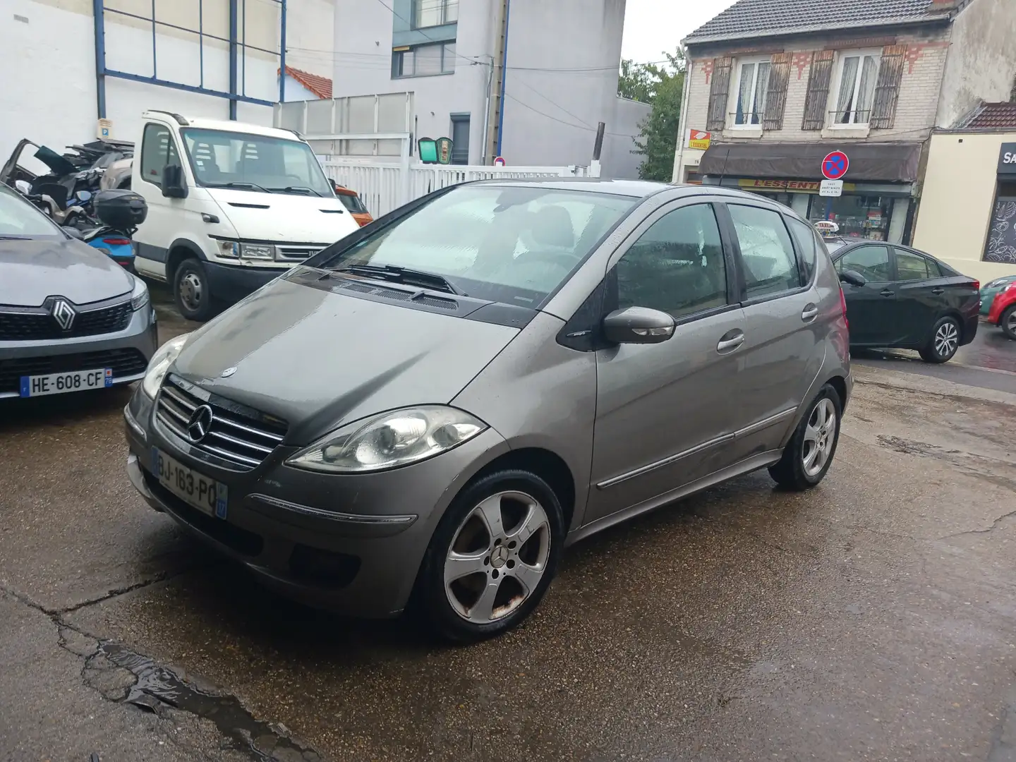 Mercedes-Benz A 180 180 CDI Classic Autotronic CVT Gris - 2