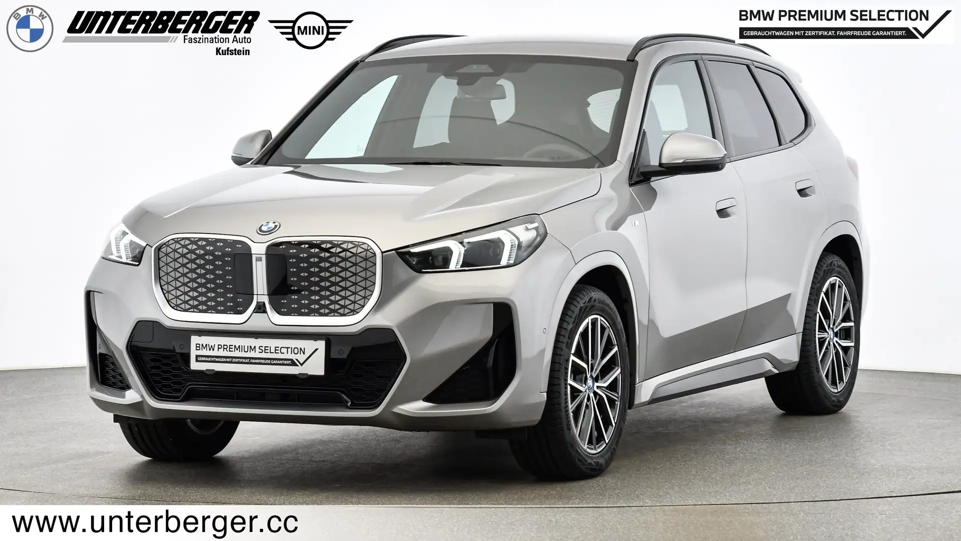 BMW iX1 xDrive30 U11 XE2 M Sportpaket Head-Up DAB Silber - 1