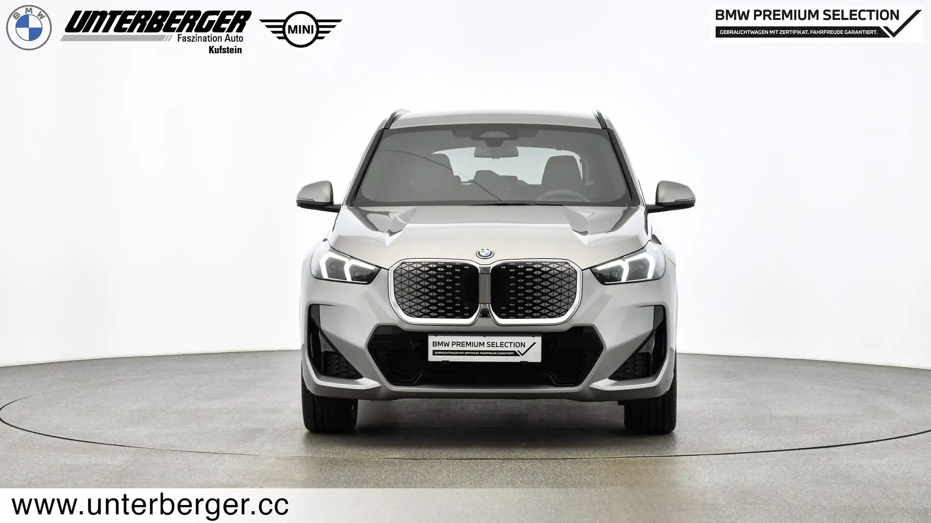 BMW iX1 xDrive30 U11 XE2 M Sportpaket Head-Up DAB Silber - 2
