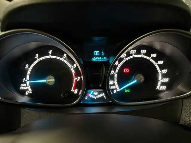 Ford Tourneo Courier view 14