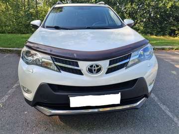 RAV4 124 D-4D AWD Lounge