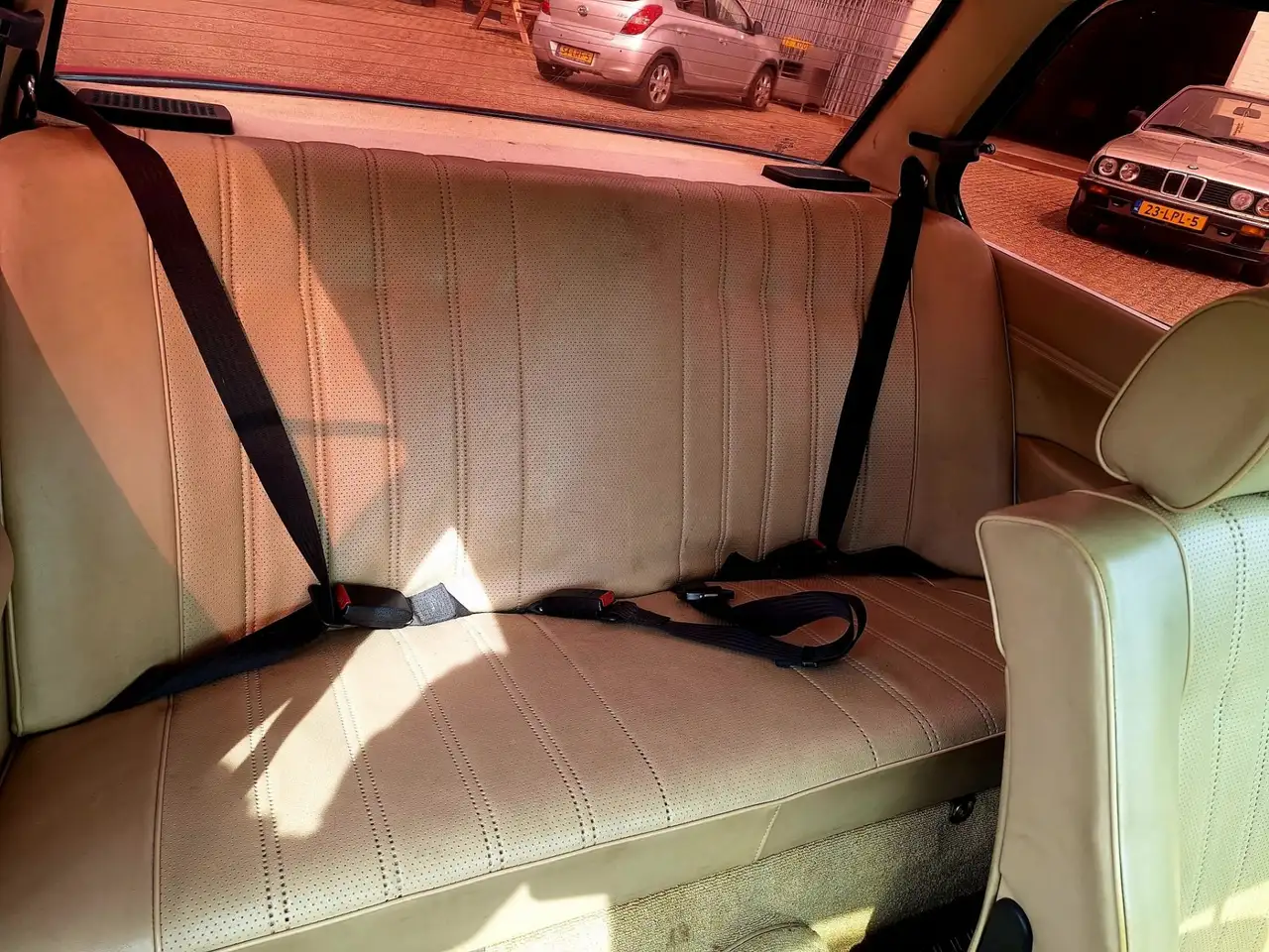 BMW 320i E21, foto 5