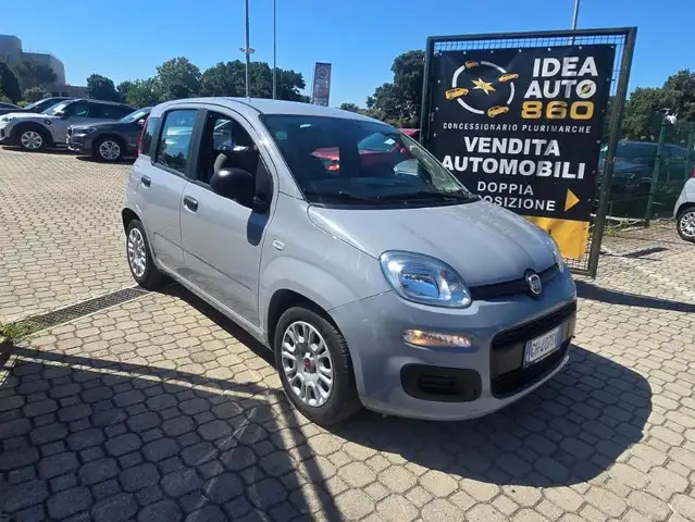 Fiat Panda view 3