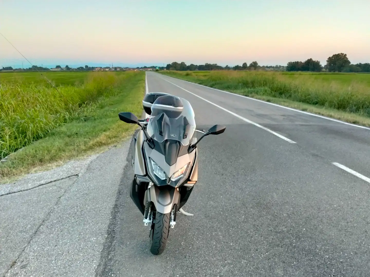 Kymco AK 550 Premium - 2