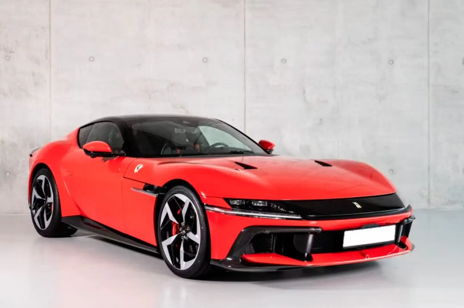 Ferrari 12 Cilindri 12Cilindri Rot - 1