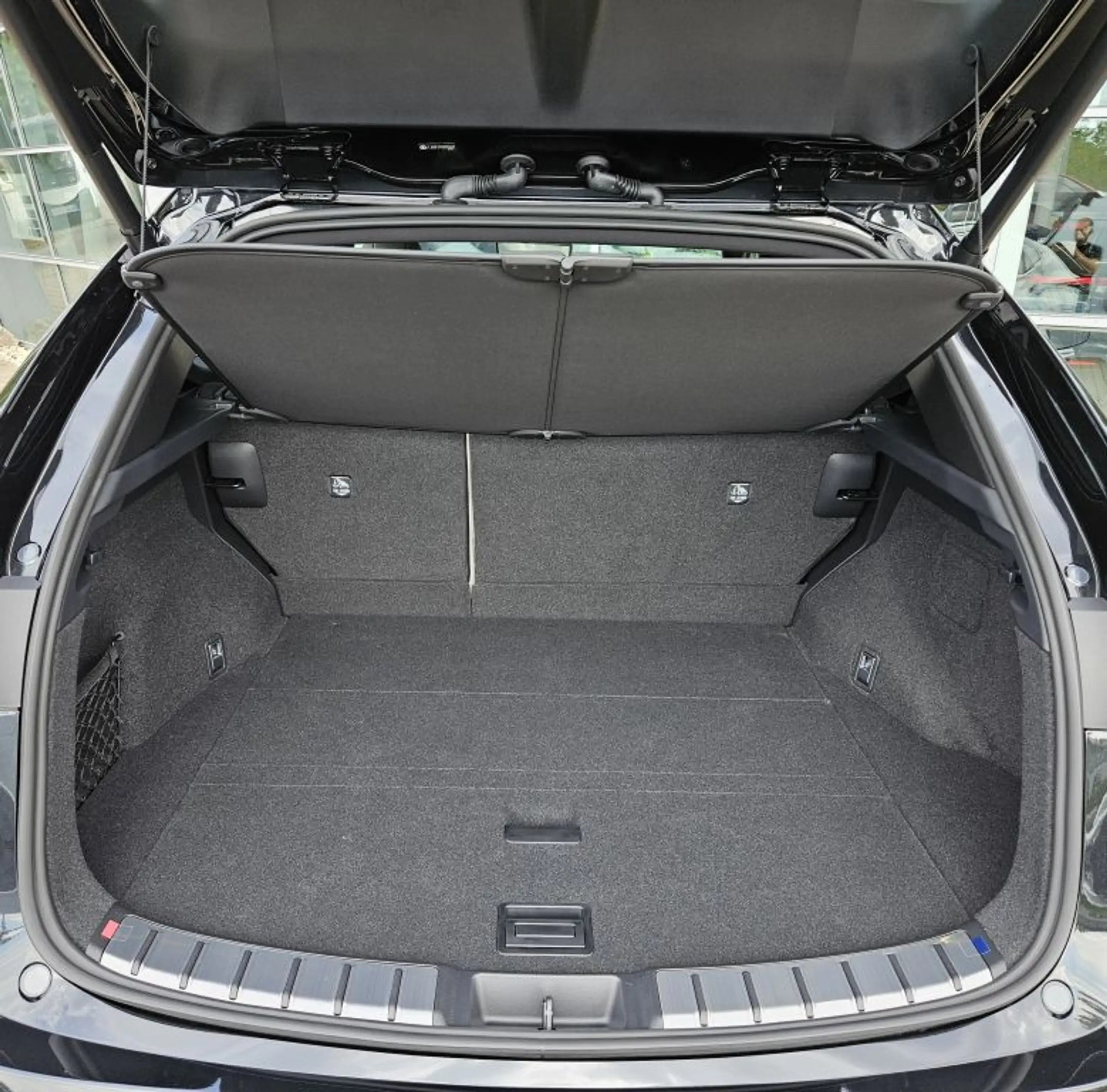 Lexus NX 450h+ E-FOUR F SPORT — photo 9
