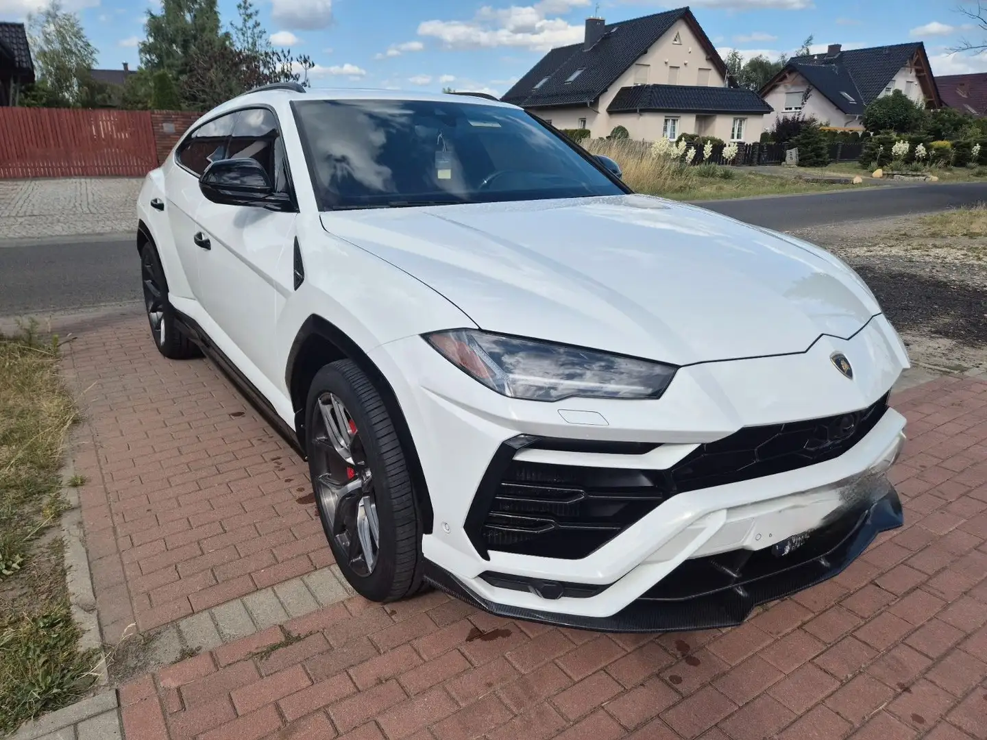 Lamborghini Urus 4.0 V8*HUD*360*PANO*CERAMIC* bijela - 2