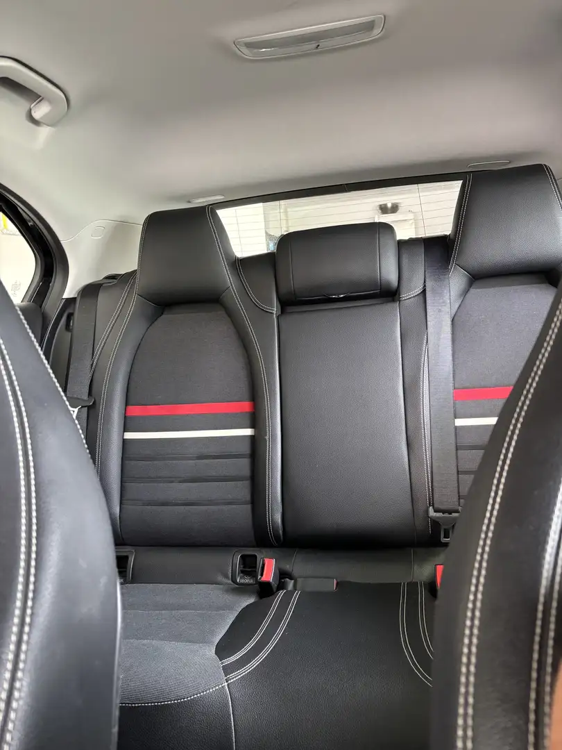 Mercedes-Benz A 180 BlueEfficiency Edition - 2