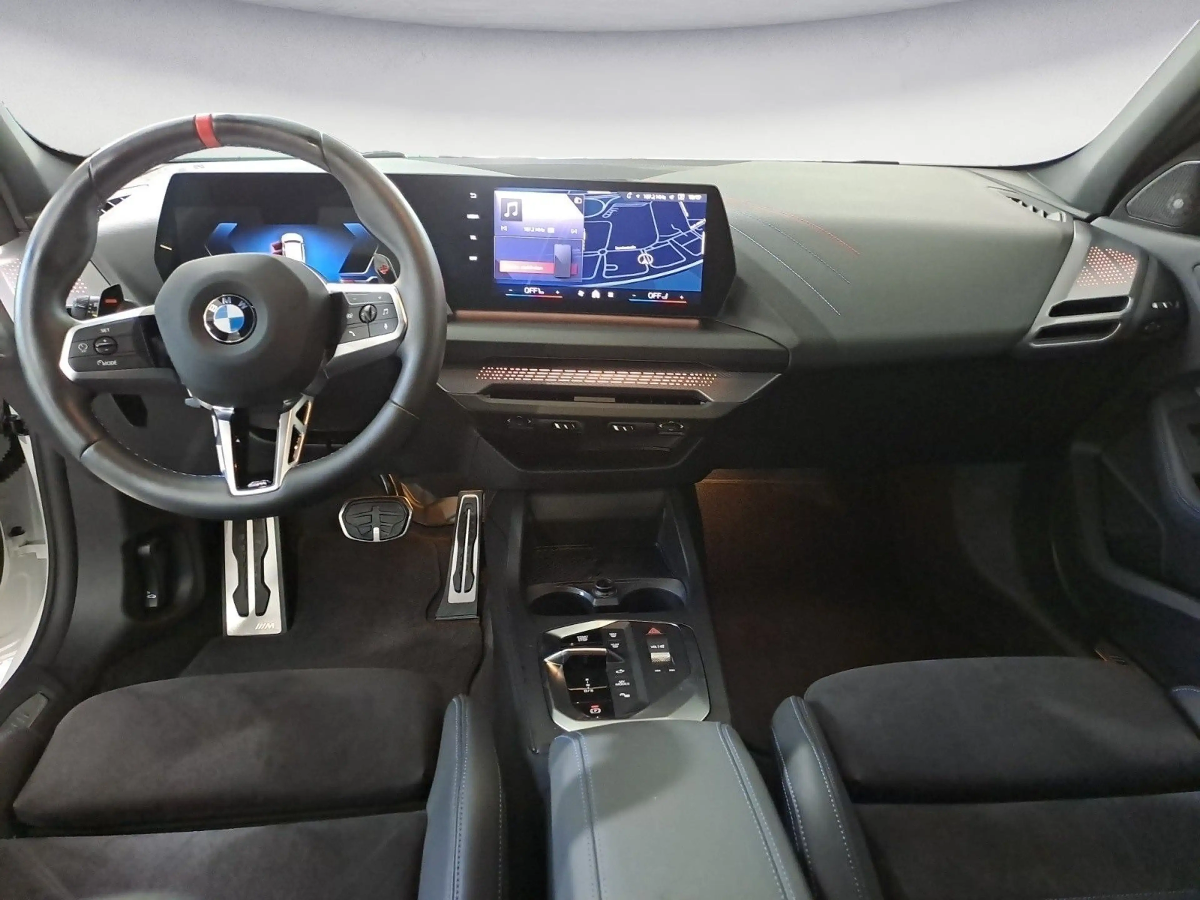 BMW 135 xDrive Adaptives Fahrwerk Komfortzugang — photo 13