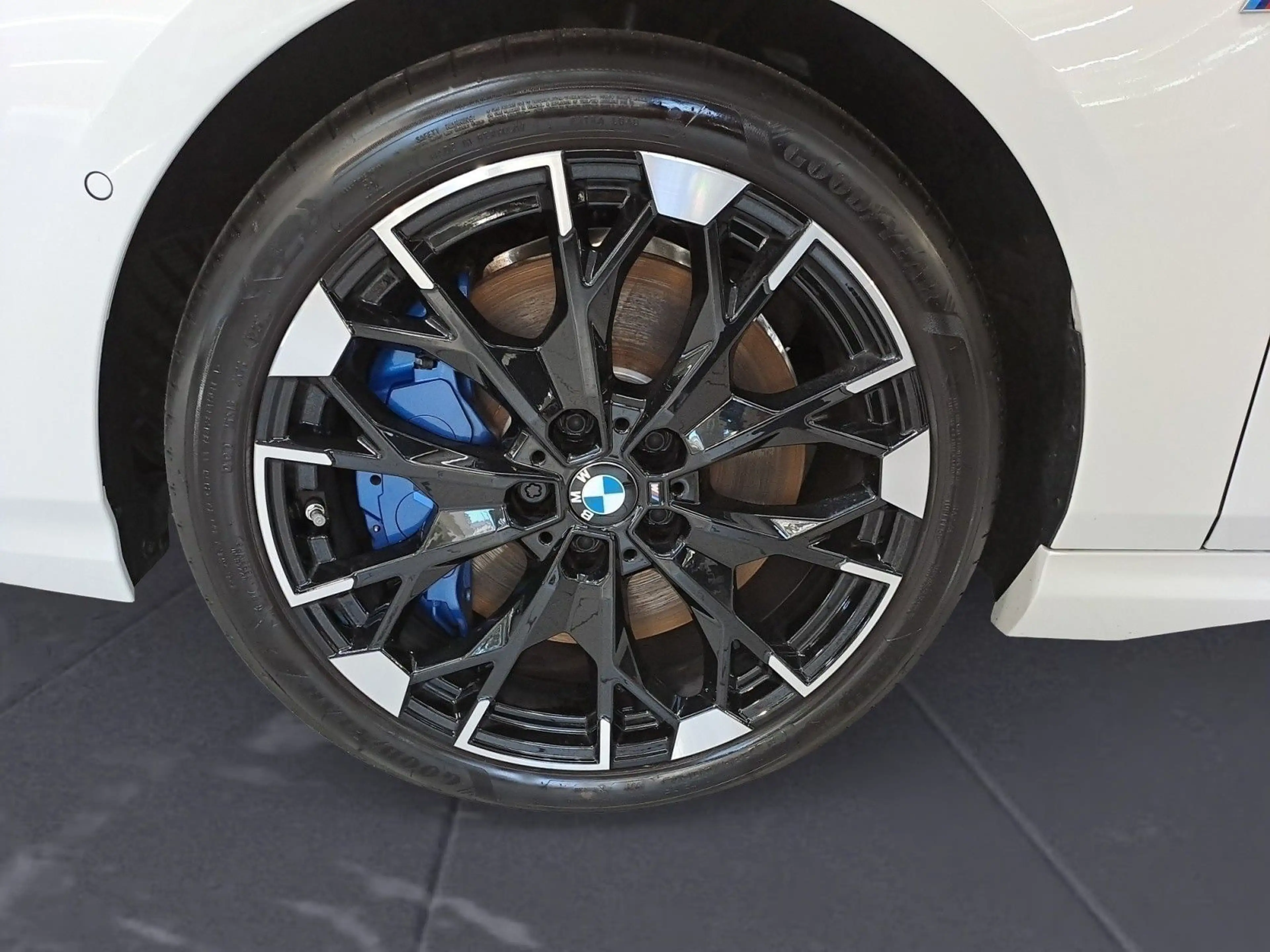 BMW 135 xDrive Adaptives Fahrwerk Komfortzugang — photo 7