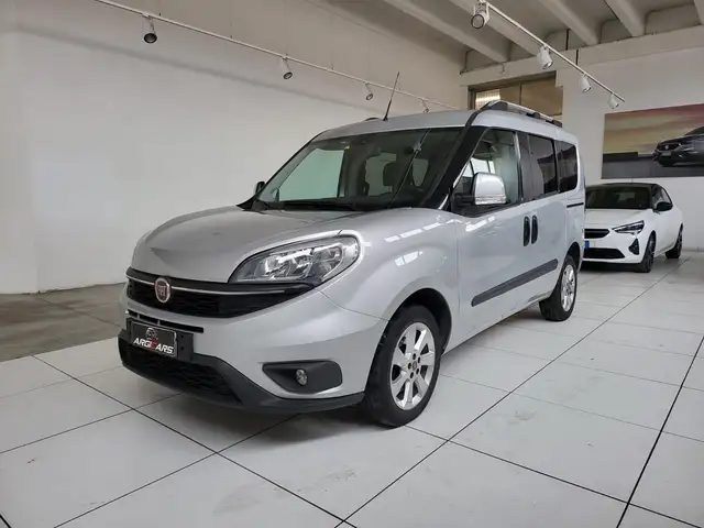 Fiat Doblo Doblo II 2015 1.6 mjt 16v Lounge 120cv