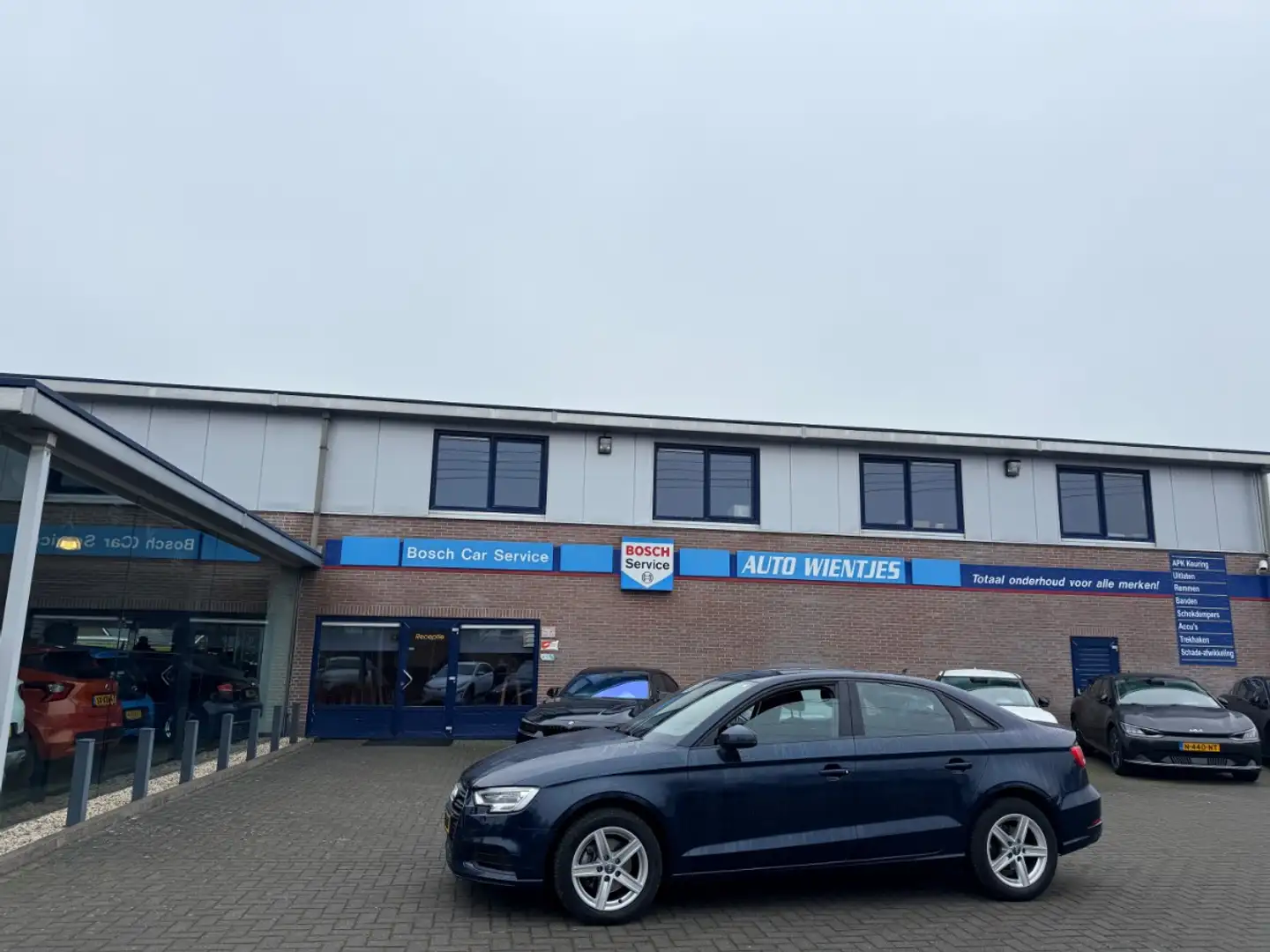 Audi A3 Limousine 30 TFSI 85kw | Pro Line | Airco | Navi | Blauw - 1