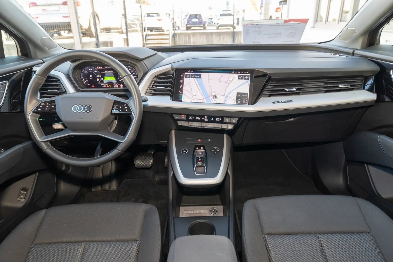 Audi Q4 e-tron e-tron 45 quattro (Navi,LED,Assistenz+,Komfortp Schwarz - 2