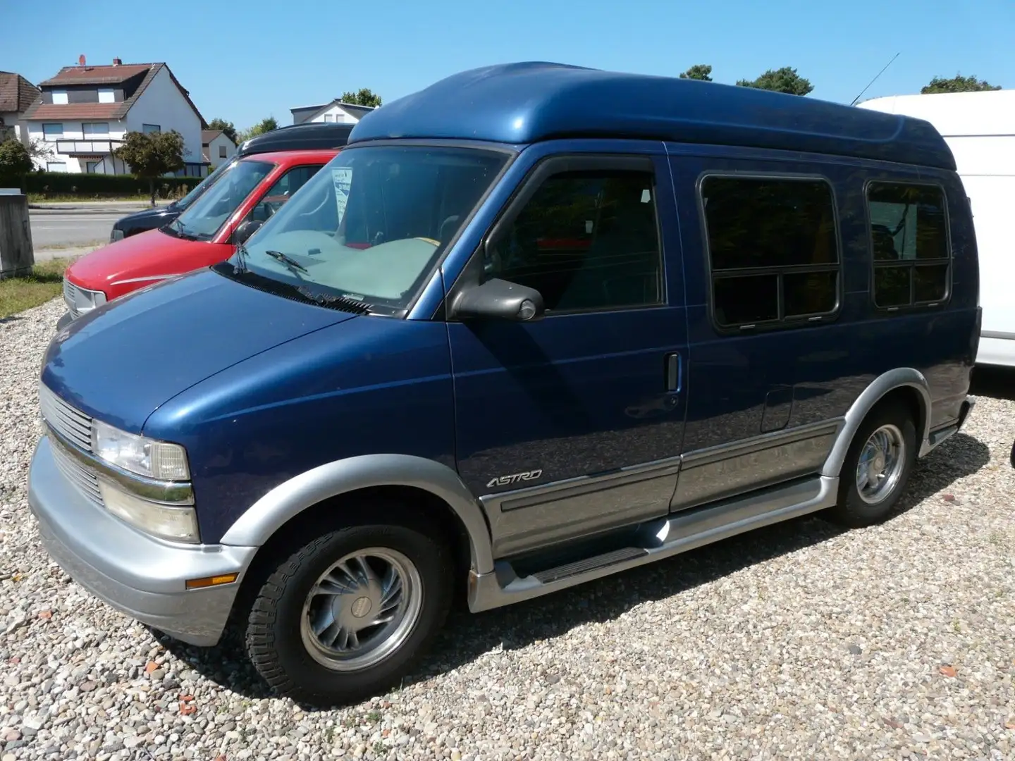 Chevrolet Astro Extended High Output, Transcar 200 Hi Top Modrá - 2