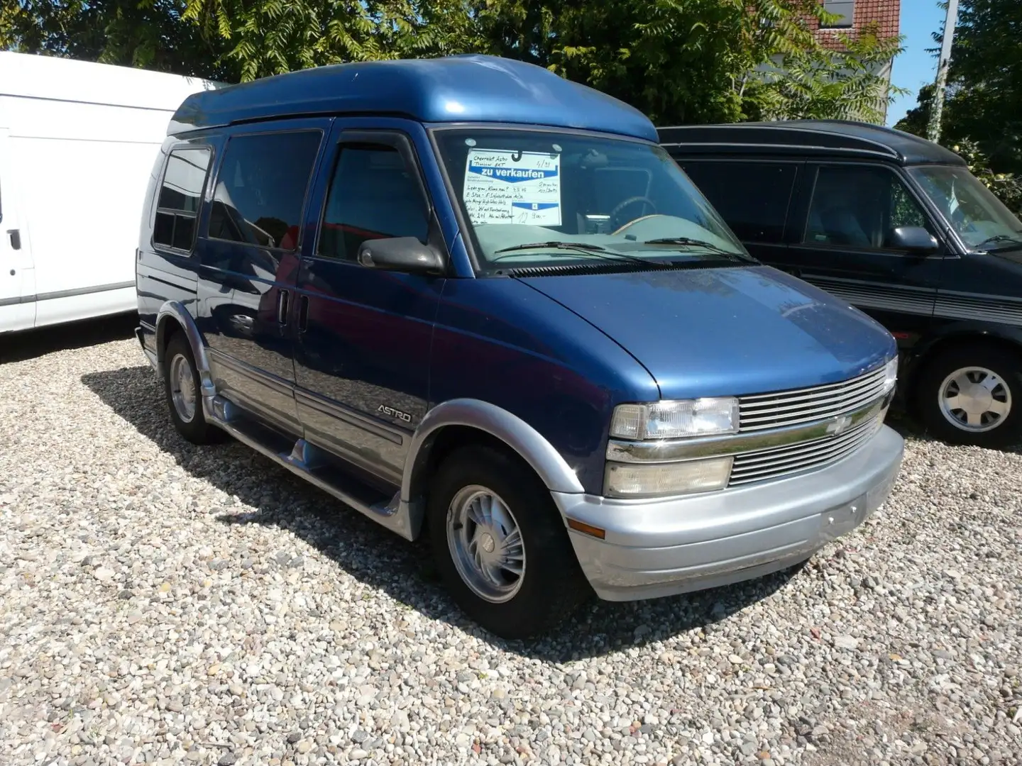 Chevrolet Astro Extended High Output, Transcar 200 Hi Top Modrá - 1