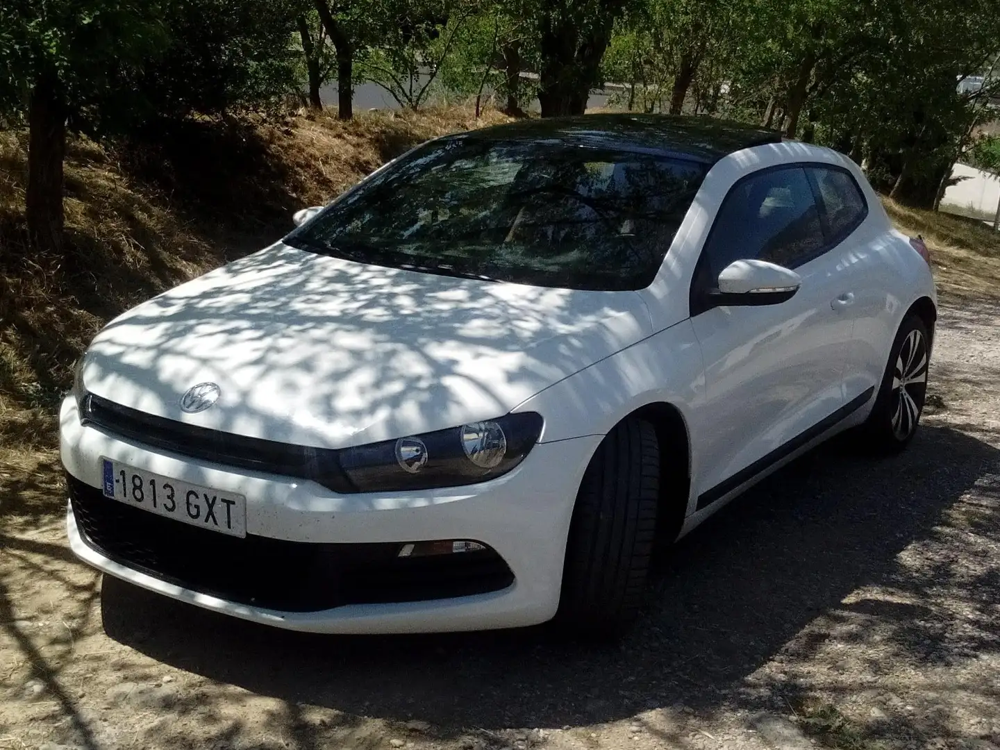 Volkswagen Scirocco Scirocco 1.4 TSI 160_techo avat_asientos_elec_piel Blanco - 1
