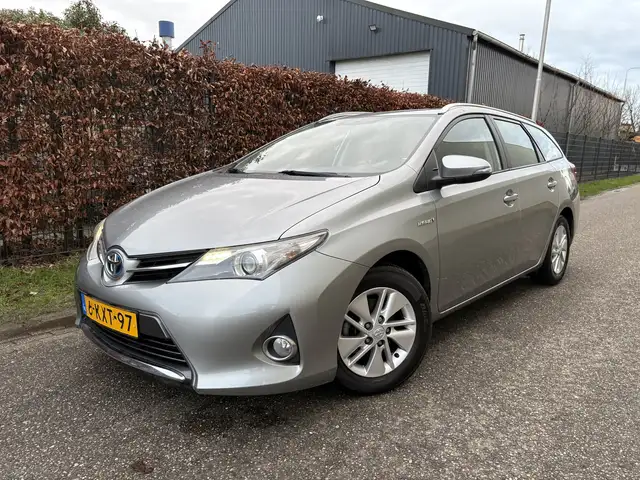 Toyota Auris Touring Sports 1.8 Hybrid Aspiration / NAVI / CRUI