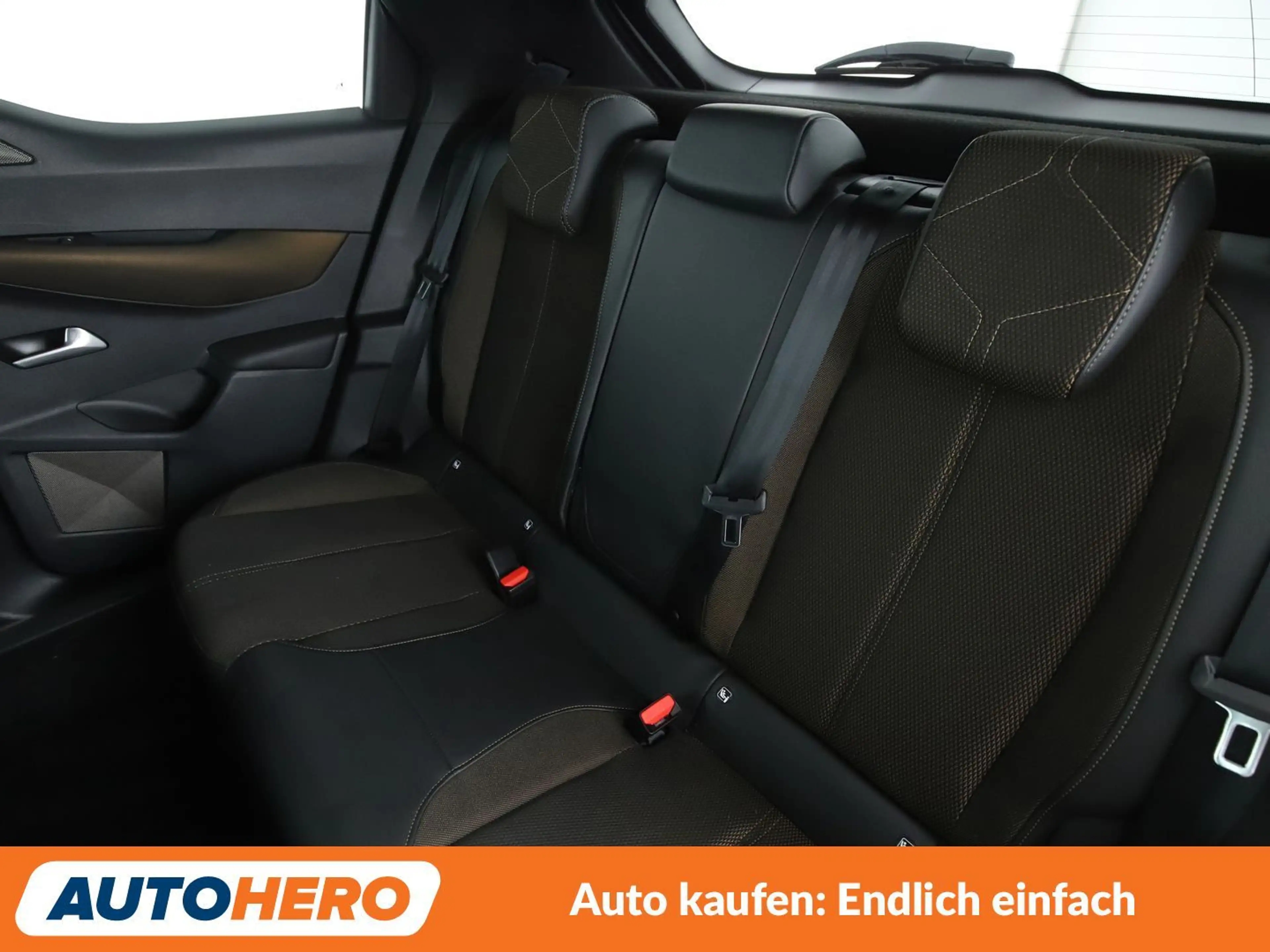 DS Automobiles DS 3 Crossback 1.5 Blue-HDi So Chic Aut.*NAVI*VC*TEMPO* — photo 14