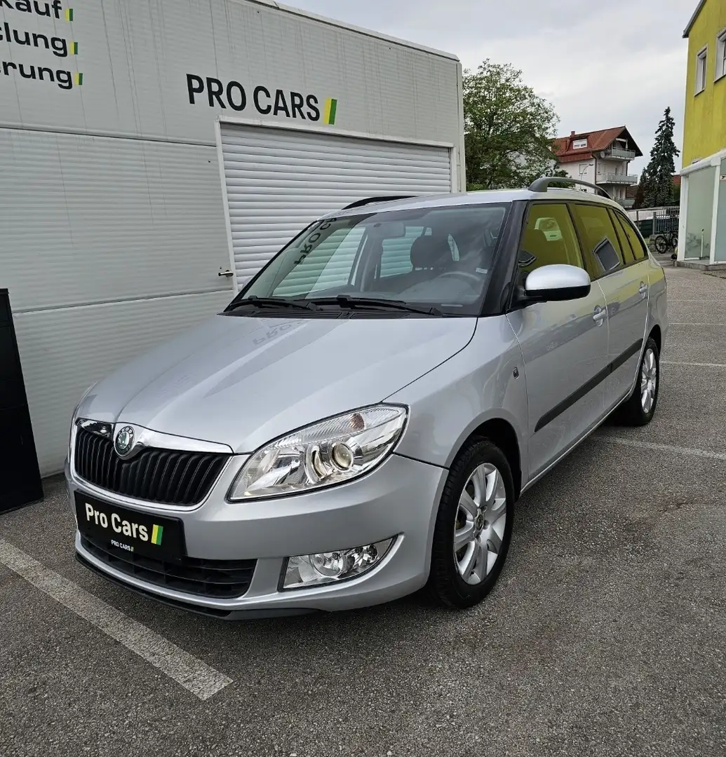 Skoda Fabia 1.6 TDI DPF , Navi, Ruckfahrkamera, Tempomat Silber - 1