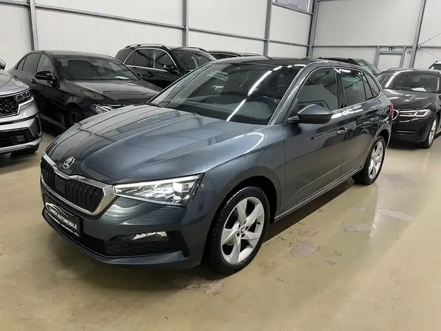Skoda Scala Style LED NAVI PANO ACC Einparkhilfe DAB